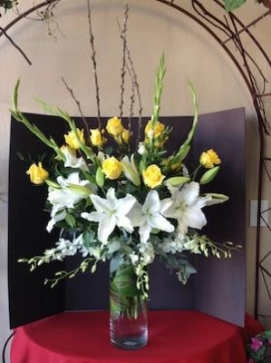 Extraordinary Flower Arrangement