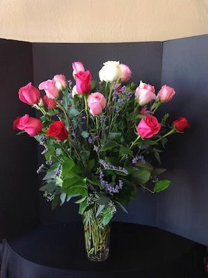 2 dosen red and pink roses, two dozen long stems roses