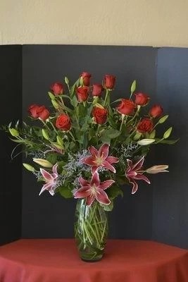 Bouquet of Roses and Lilies