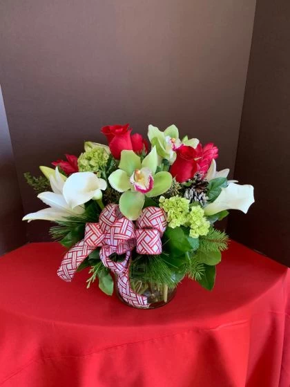 Christmas Flowers Arrangement