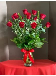 1 dozen red roses, long stems red roses
