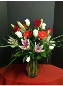 I'm in Love Lilies, Roses, Tulips