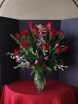 Passion of Roses, Tulips and Orchids