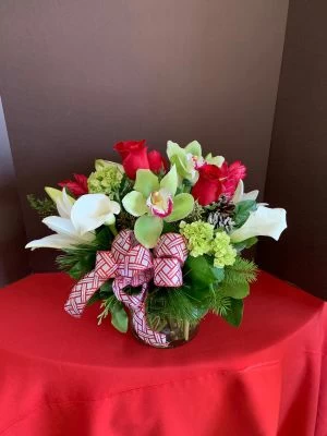 Christmas Flowers Arrangement