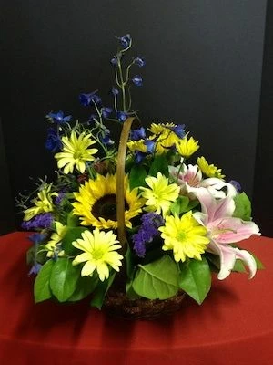 Sunflowers and daisies of Bella Donna