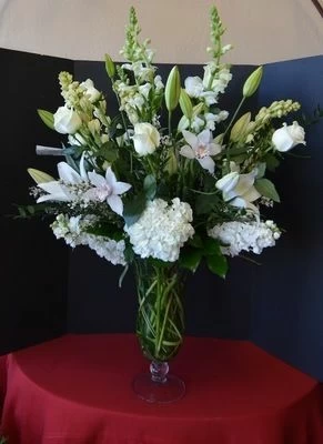 White Magic Flowers of Elegance