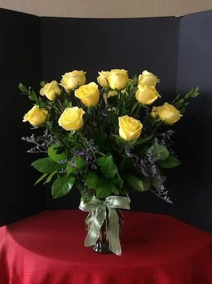 18 yellow roses, long stems yellow roses
