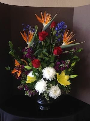 Sophisticated Dreams Funeral Flowers Urn