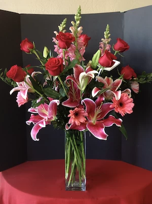 red roses and pink lilies
