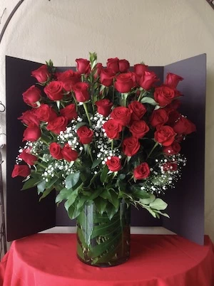 100 long stems red roses