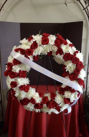 memorial flowers wreath 